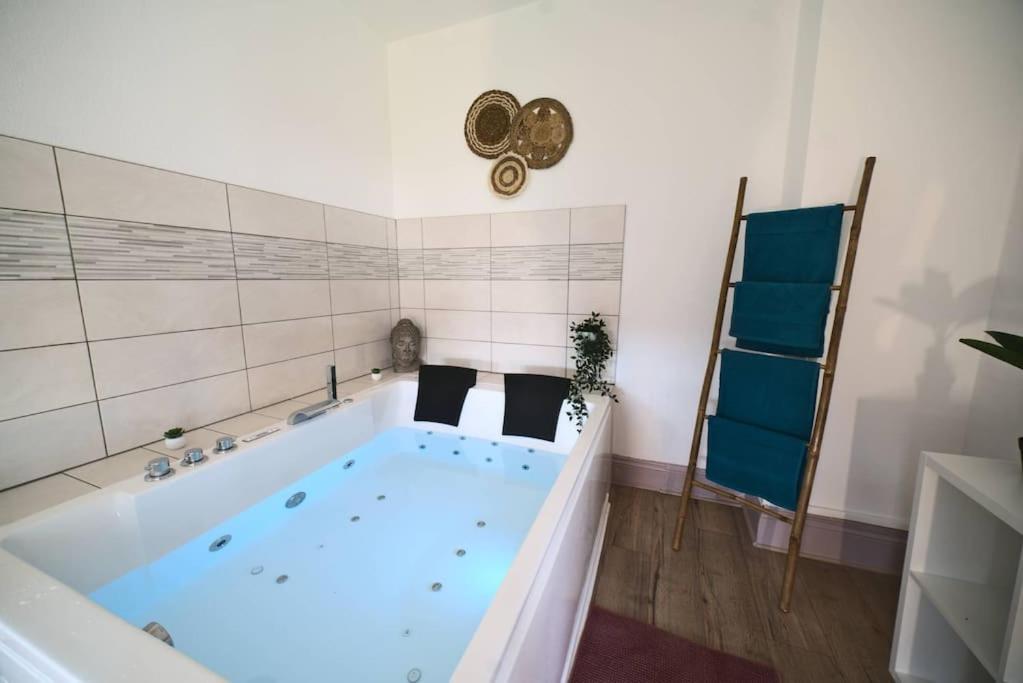 Pacat Insolite Jacuzzi Parkingfree Centre A 5min *
